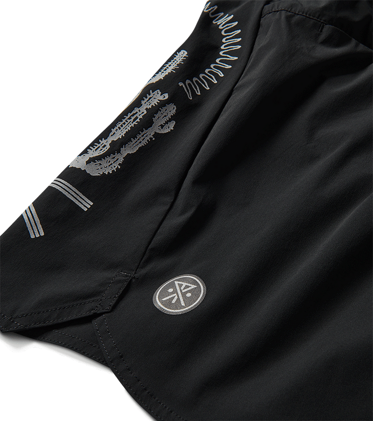 Image of RUN AMOK Alta 5" Shorts
