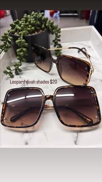 DIVAH shades
