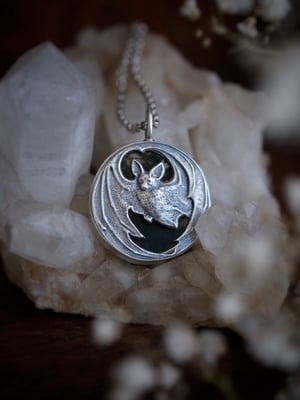 Image of NYX { MOSS AGATE }