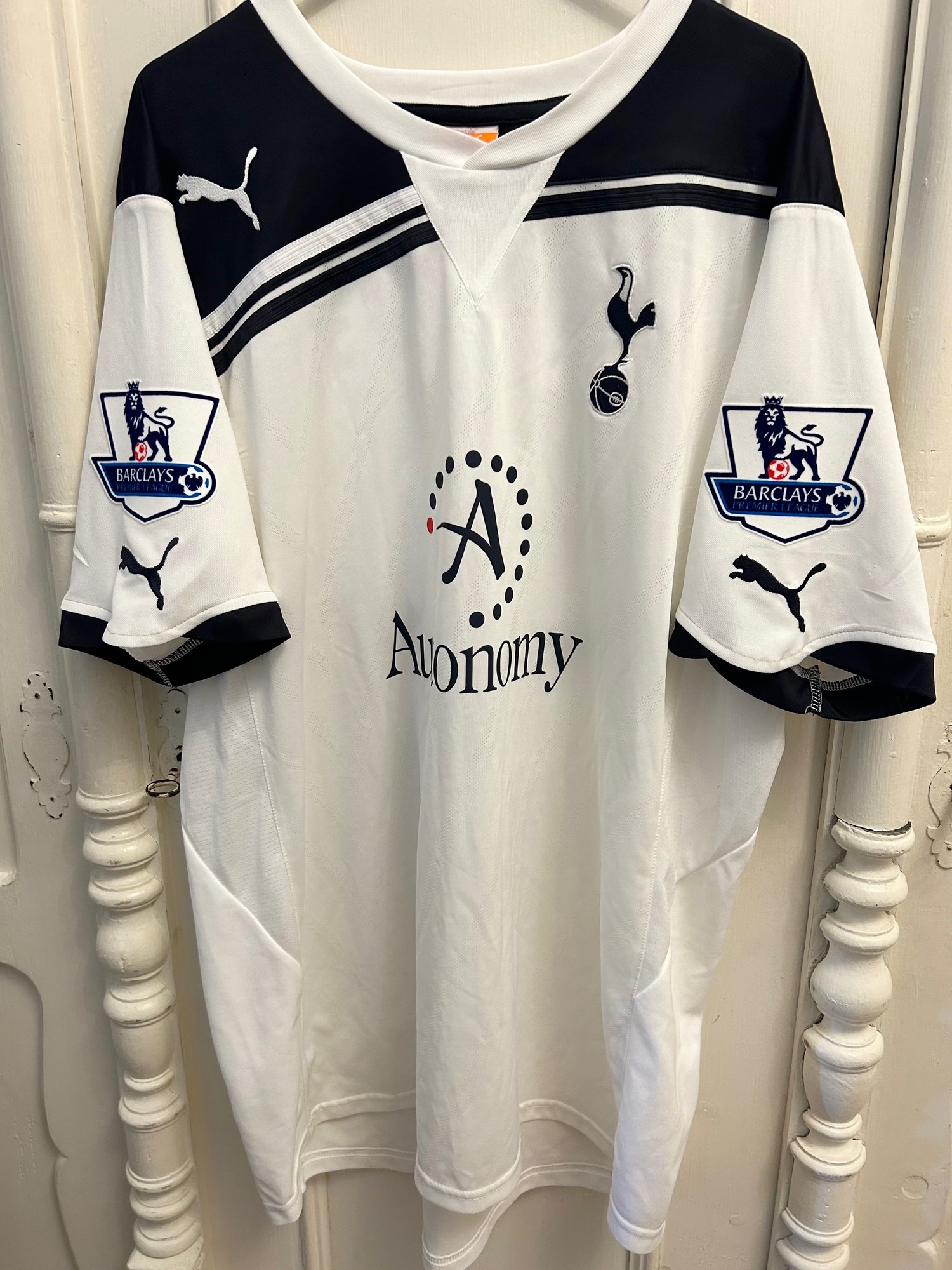 Image of Tottenham Hotspur “BALE 3” 2010/11 Home Shirt + PL patches (L)