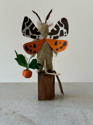 Image of Pumpkin Spice faux taxidermy mouse