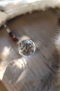 Image 3 of Suncatcher - Corno di capriolo e Granato