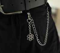 Image 1 of Daisy Keychain 
