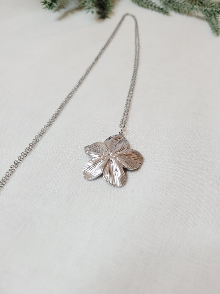 Image of Flor Necklace 