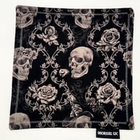Image 2 of Phantom - Skull & Rose