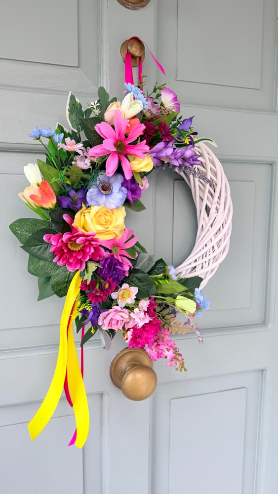 Image of 35cm White Wicker 