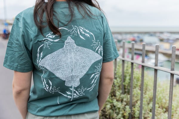 Image of Spotted Ray T-shirt Adults