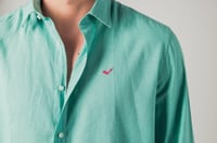 Image 4 of Camisa de lino verde agua