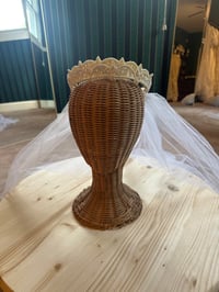 Image 6 of 1950s Tiara & Veil  