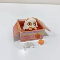 Image 6 of Glow in dark picture holder orange cat in the box ceramic keepsake (rainbow effect)