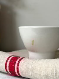 Image 10 of Pot à oreilles & trio de petits bols