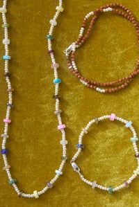 Image 2 of little gem pearl necklace 