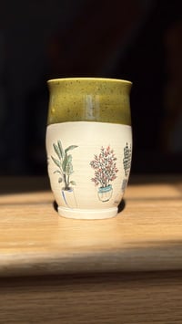 Image 3 of Planter Mug 04