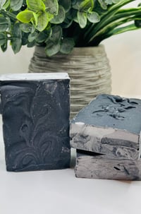Activated charcoal & Aloe facial Cleansing bar