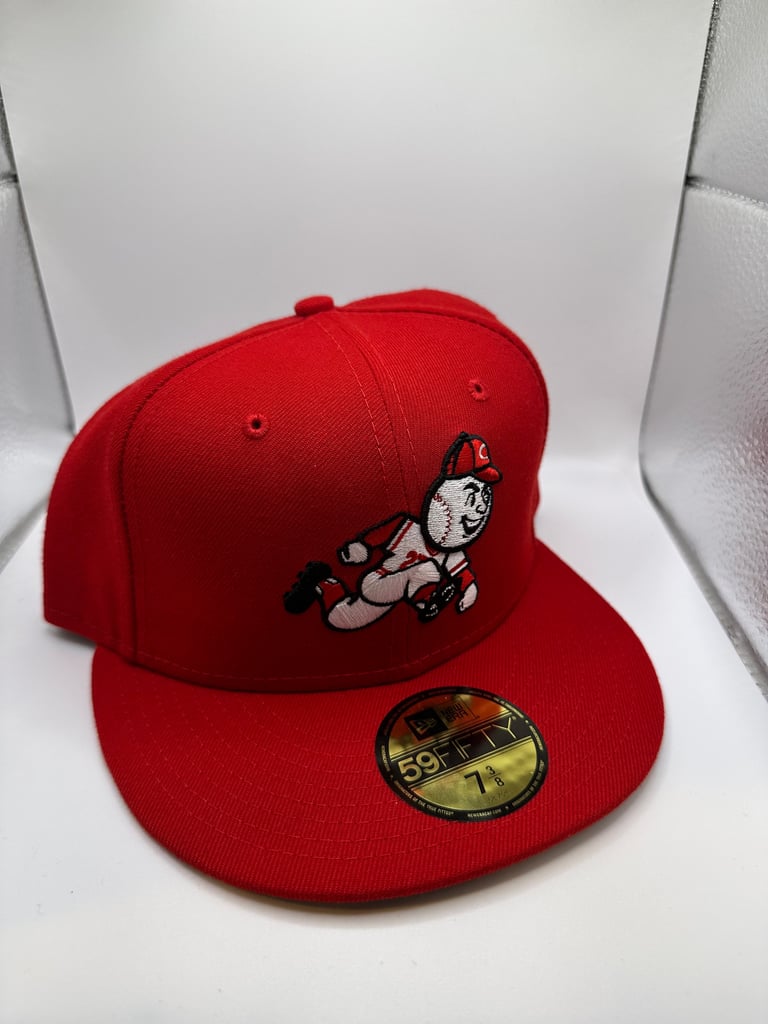 Cinicnnati Reds 7 3/8