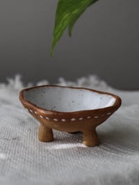 Image 1 of 'QUARTZ' Pinch Pot