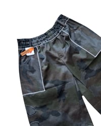 Image 2 of CAMO BAKSHORTS