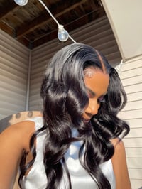 Image 2 of 24 inch BYE BYE KNOTS 13x4 HD LACE FRONT WIG with LAYERS 
