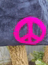 Image 7 of Wanderlust - Velvet oversized tote bag HIPPIE