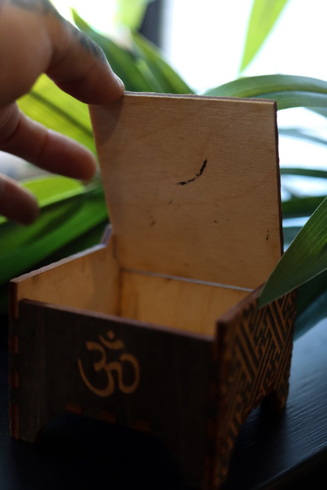 Wooden Sayagata Trinket Box