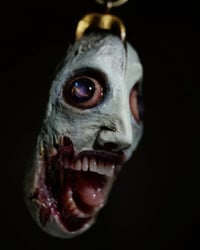 Image 13 of The Screamer pendant, ooak