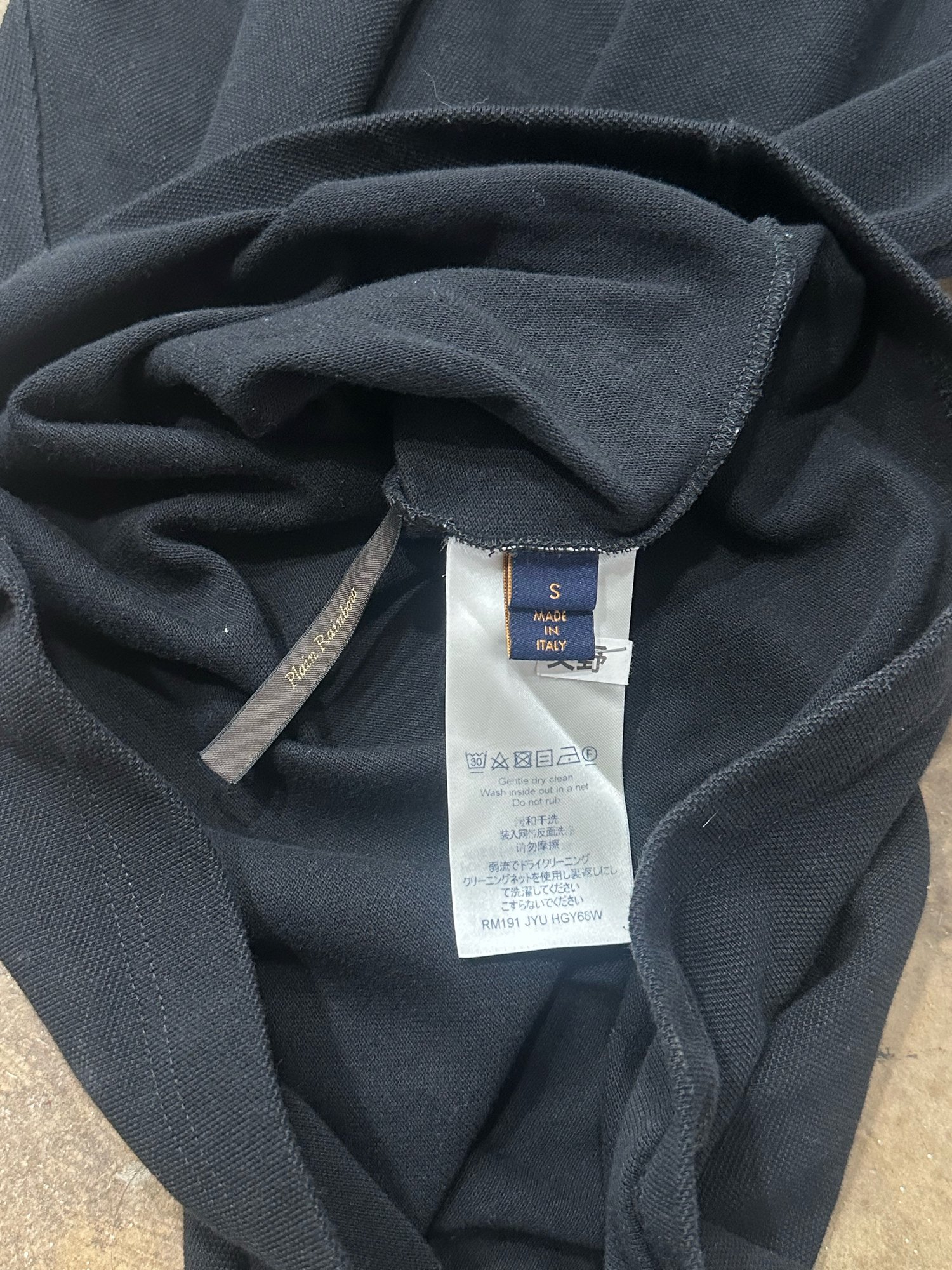 Image of Louis Vuitton SS19 Plain Rainbow Polo Halfzip