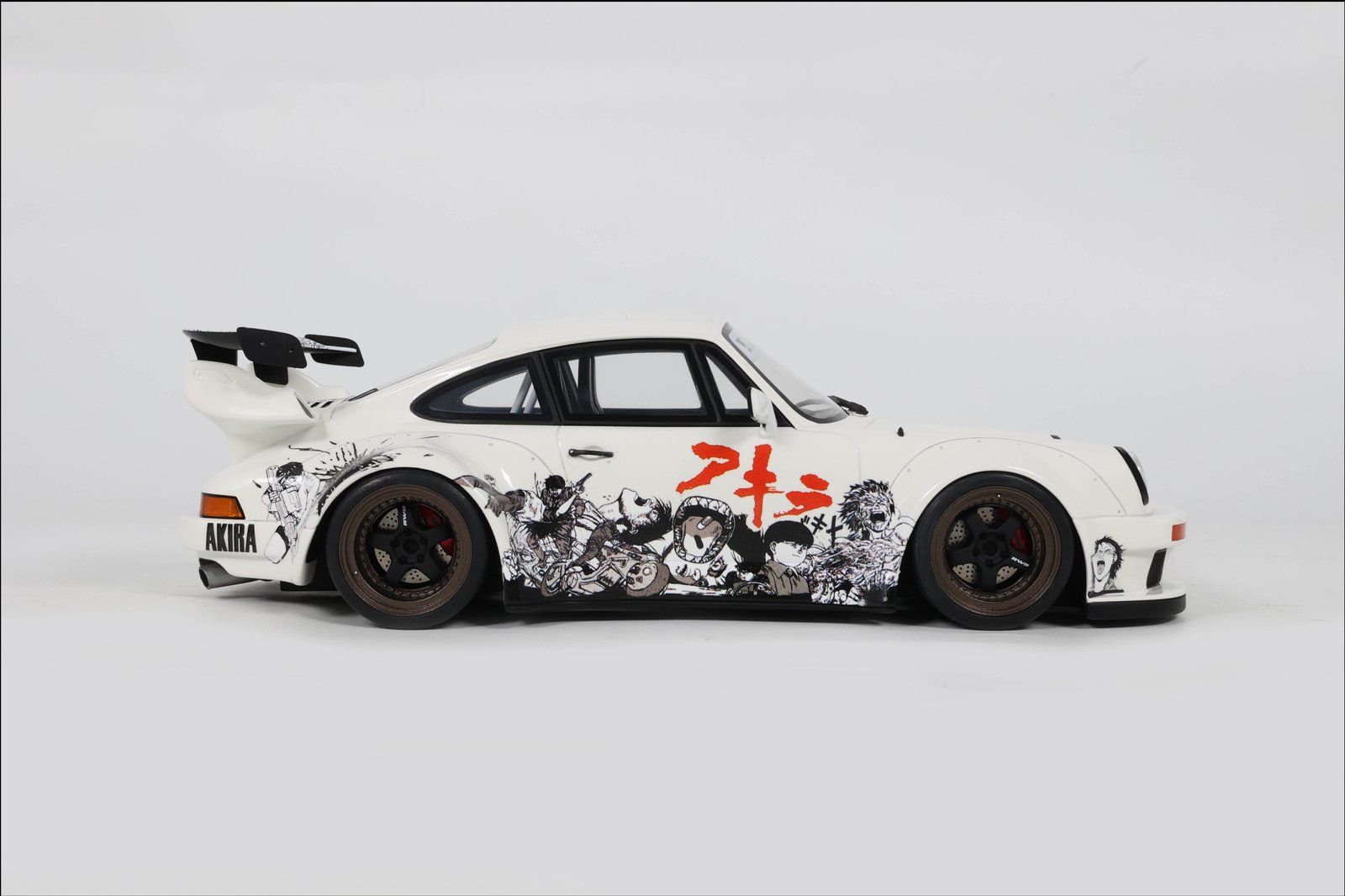 RWB AUSTRALIA — 1/18 Akira