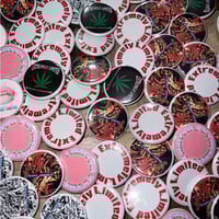 random selected button pack of 5