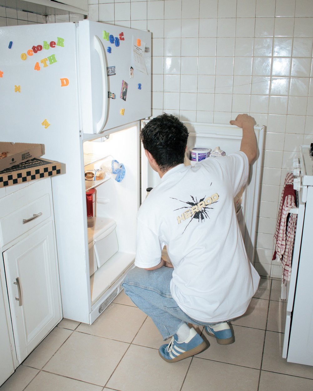 CRACKED BRAND TEE