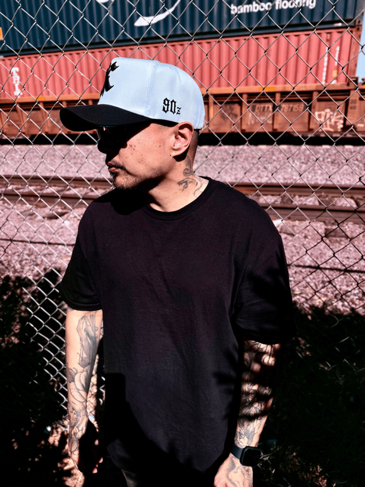 90zx ‘5 panel’ Curved Brim Snap