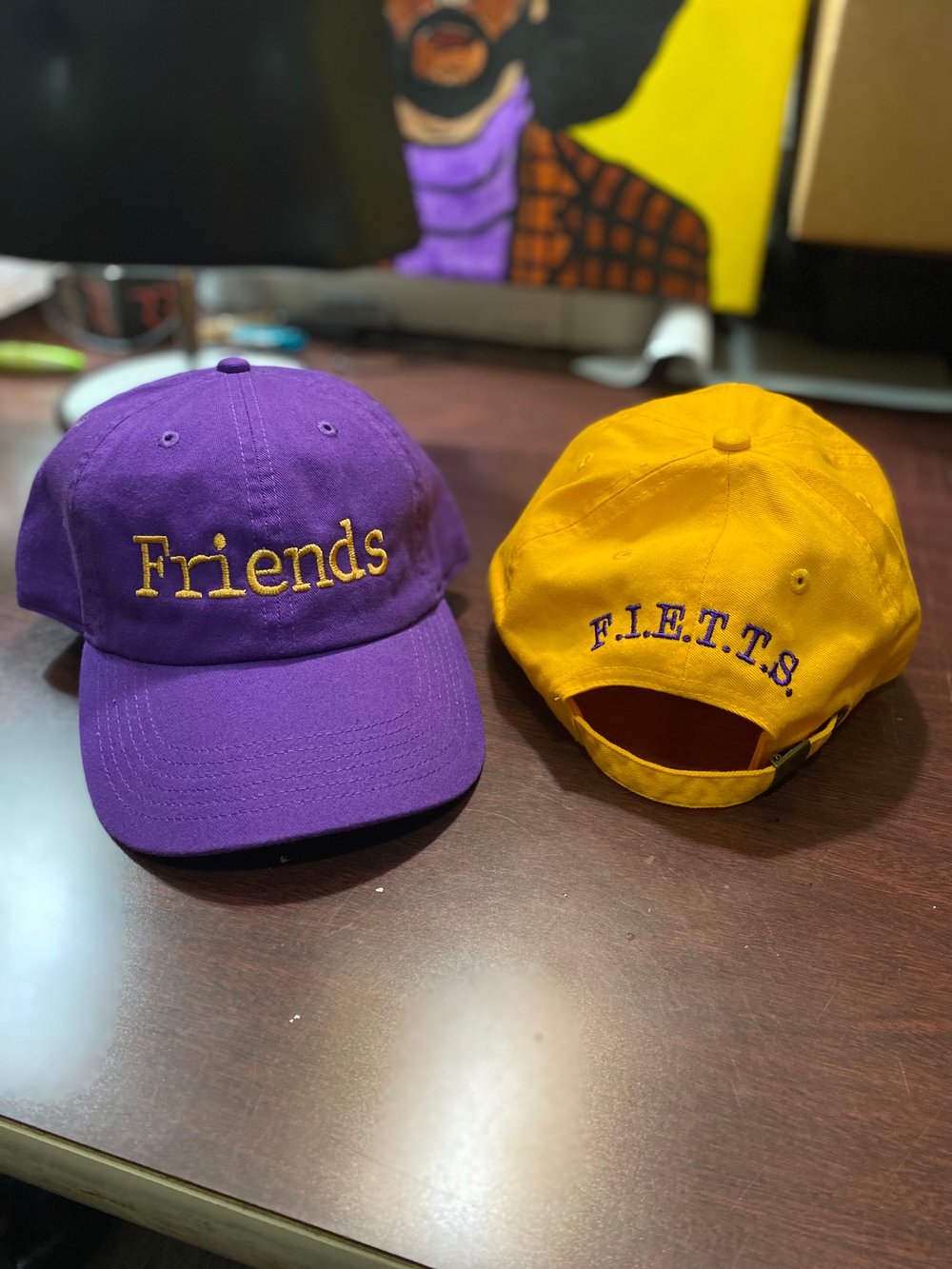 Friends Cap/Bucket