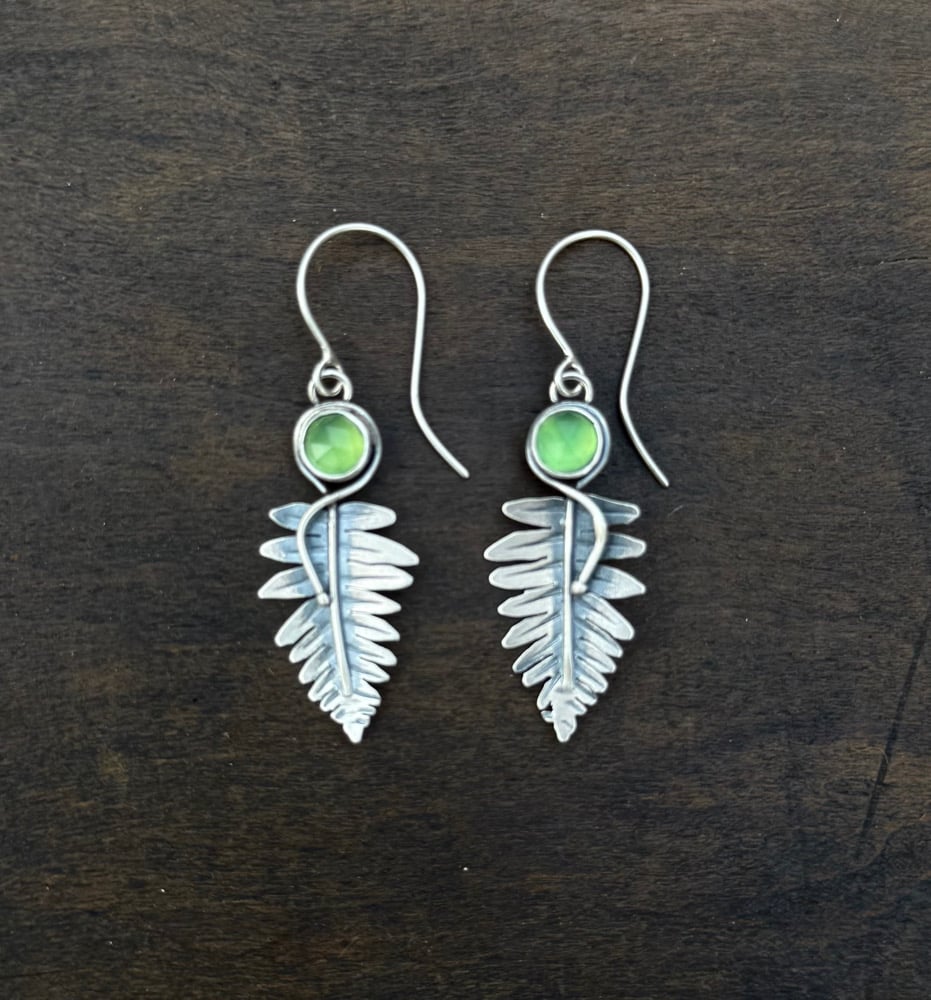 Image of Small Licorice Fern Serpentine Earrings