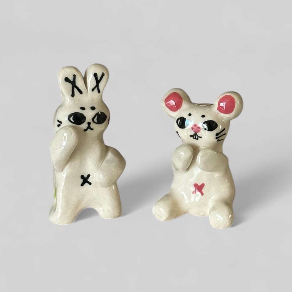 Image of Gossiping Pocket Pals