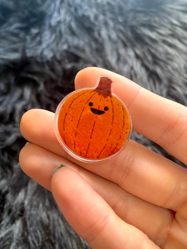 Image of Tiny Face Pumpkin Pin 
