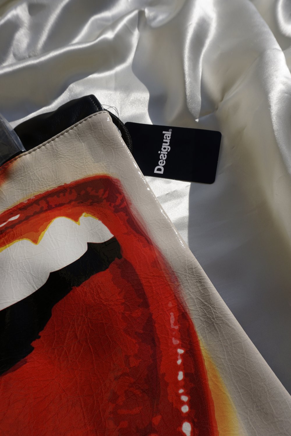Mouth Tote Bag