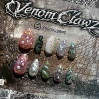 Image 2 of Fairy Garden Clawz