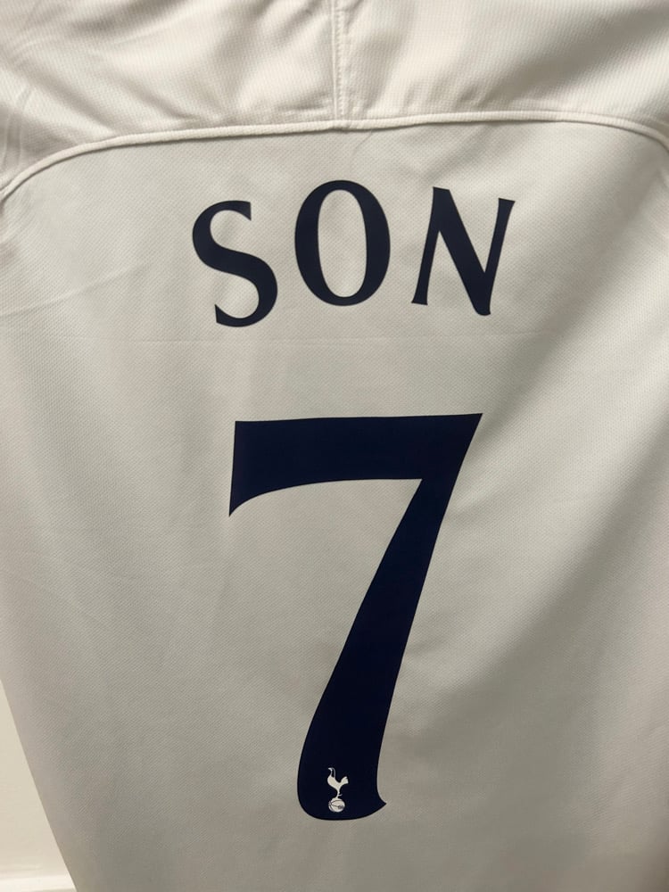 Image of Tottenham Hotspur “SON 7” 2017/18 Home Shirt + UCL patches (L)