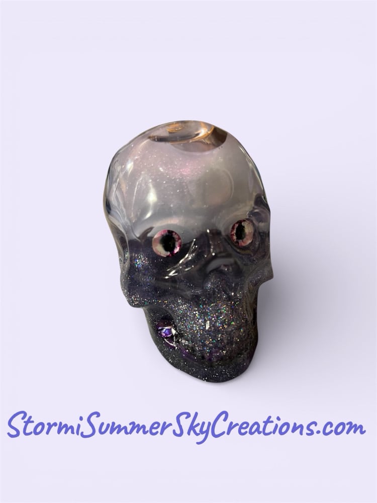 Image of Large Lavender colored Shaker Skull