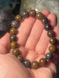 Petersite bracelet 
