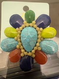 Multi colored flower broach 