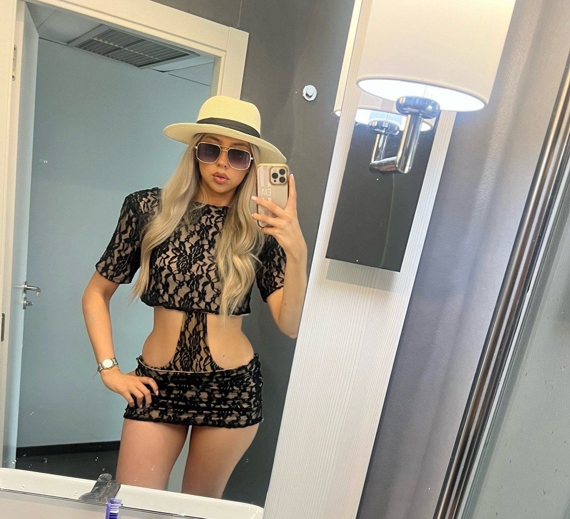 Image of Lace top and skirt co-ord 