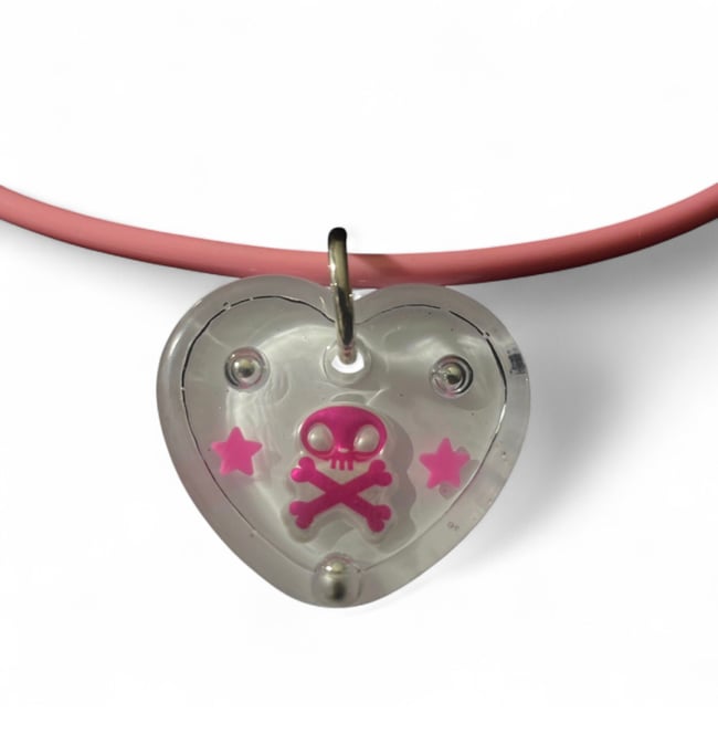 cyber tube necklace ☠︎🩷