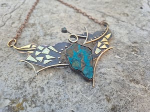  Powerful necklace with blue natural stone 