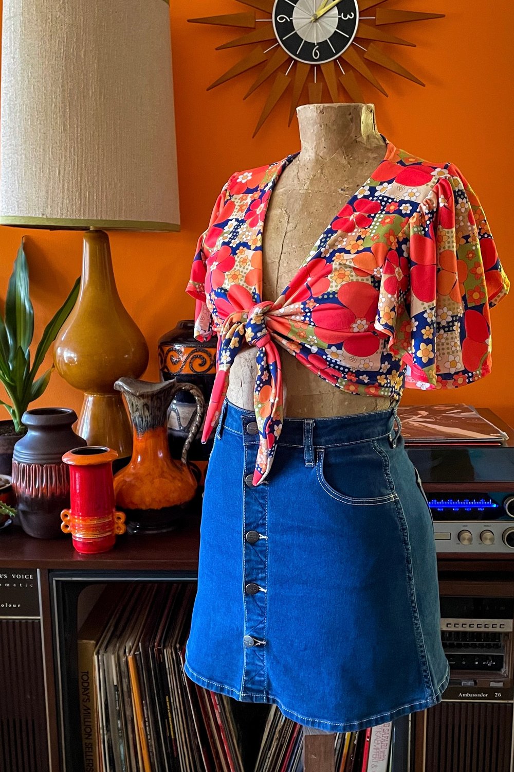 70s Frill Crop In Flower Patch