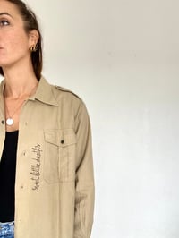 Image 3 of Chemise « l’innocence et l’amour »