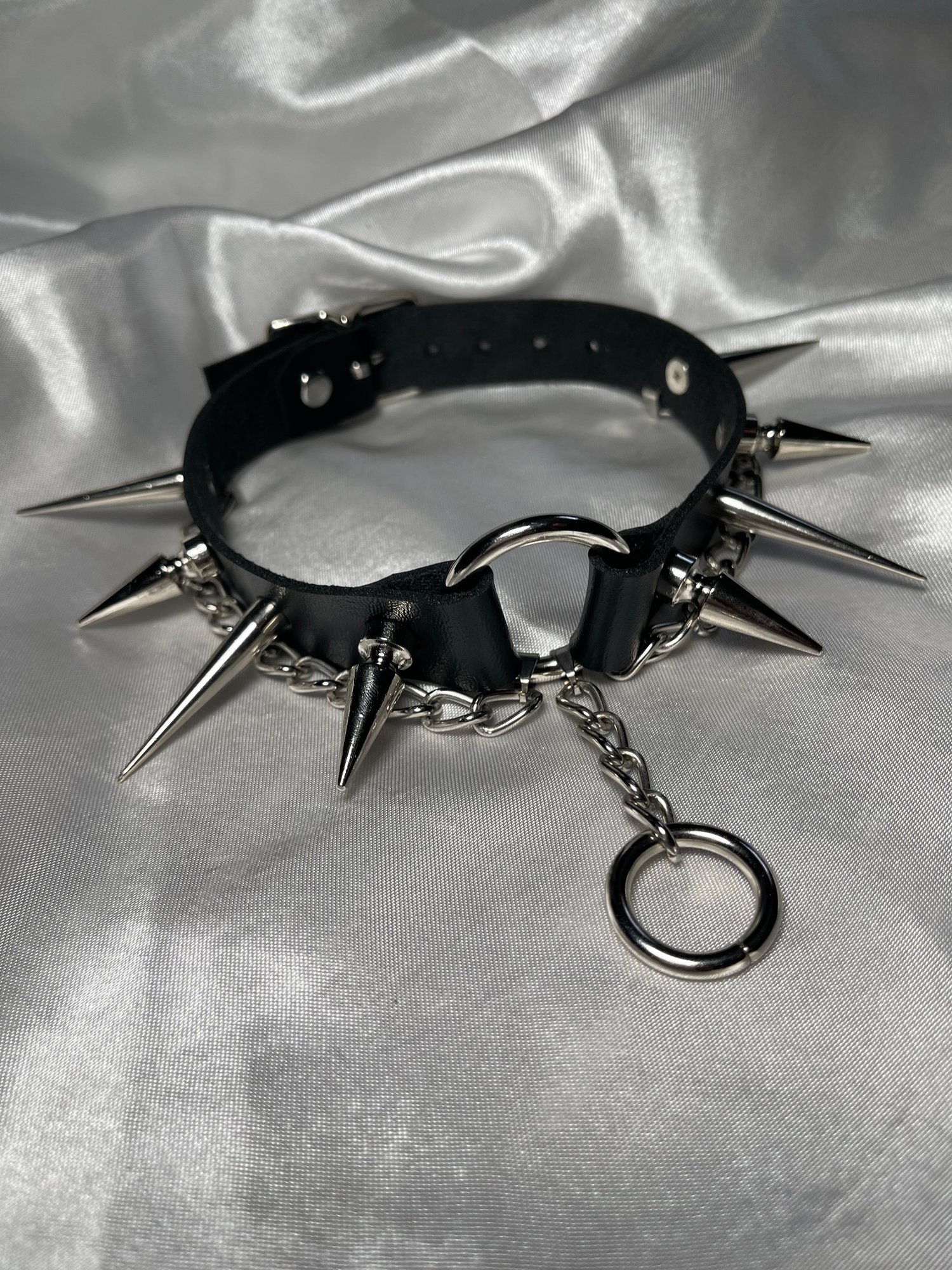 Image of Jeopardized Choker