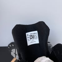 Image 3 of size: us9.5 uk9 eu43 cm27.5