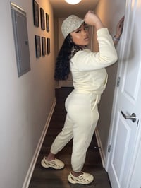 Image 1 of On chill 