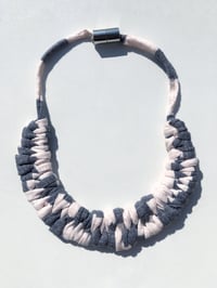 Image 2 of Collar  Summer Trap