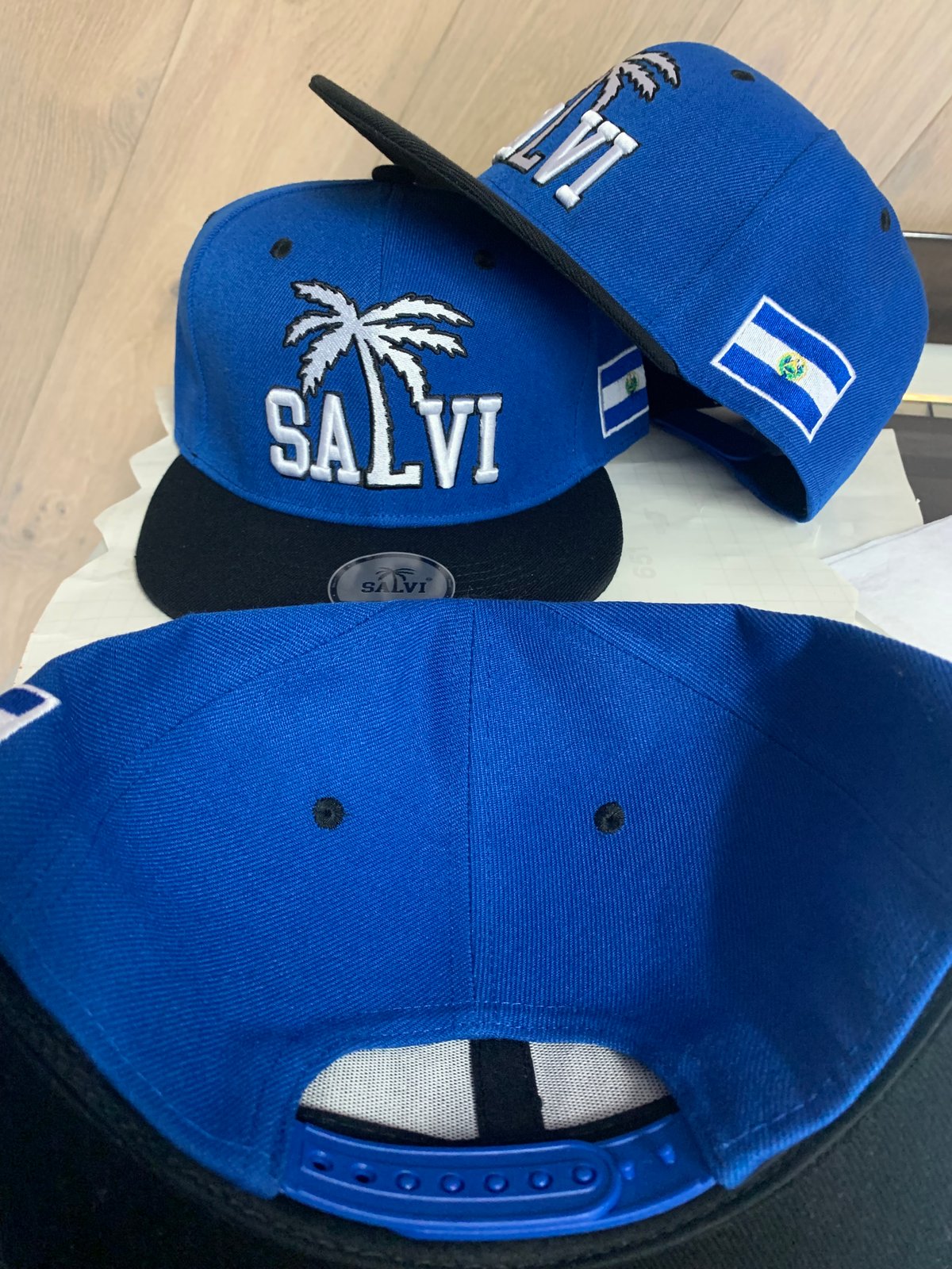 salvi-snapback.jpg?auto=format